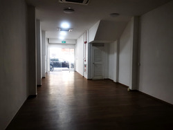 Geylang Road (D14), Retail #487337721